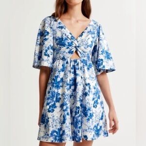Abercrombie & Fitch Blue Floral Dress with Pockets